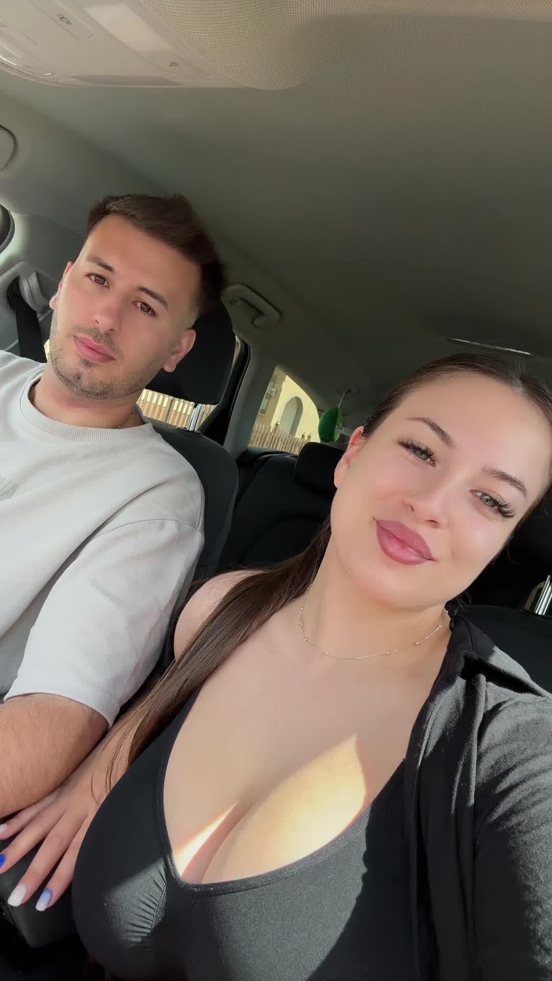 @Melania 💙