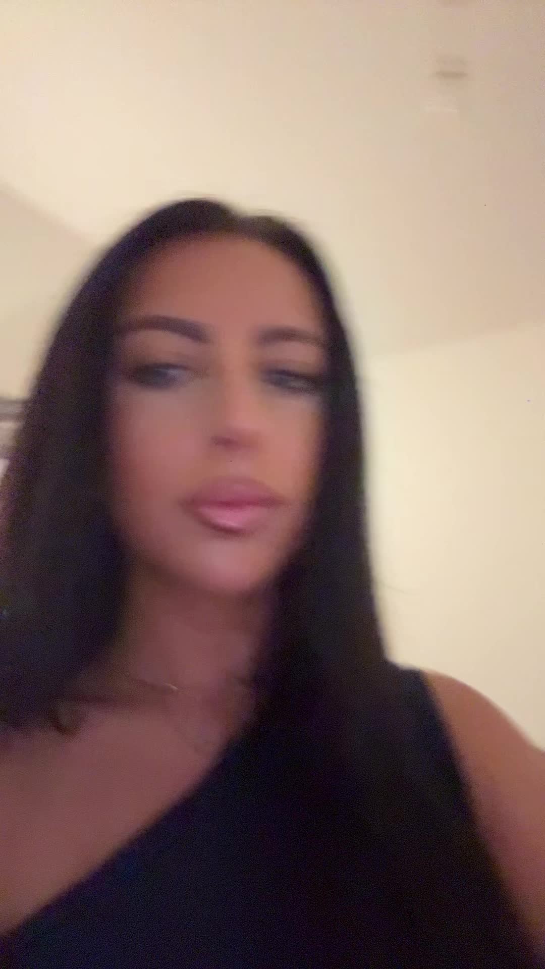 @Angel😇