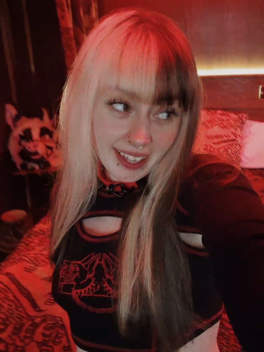 @Bailey (lilpixiekitten)