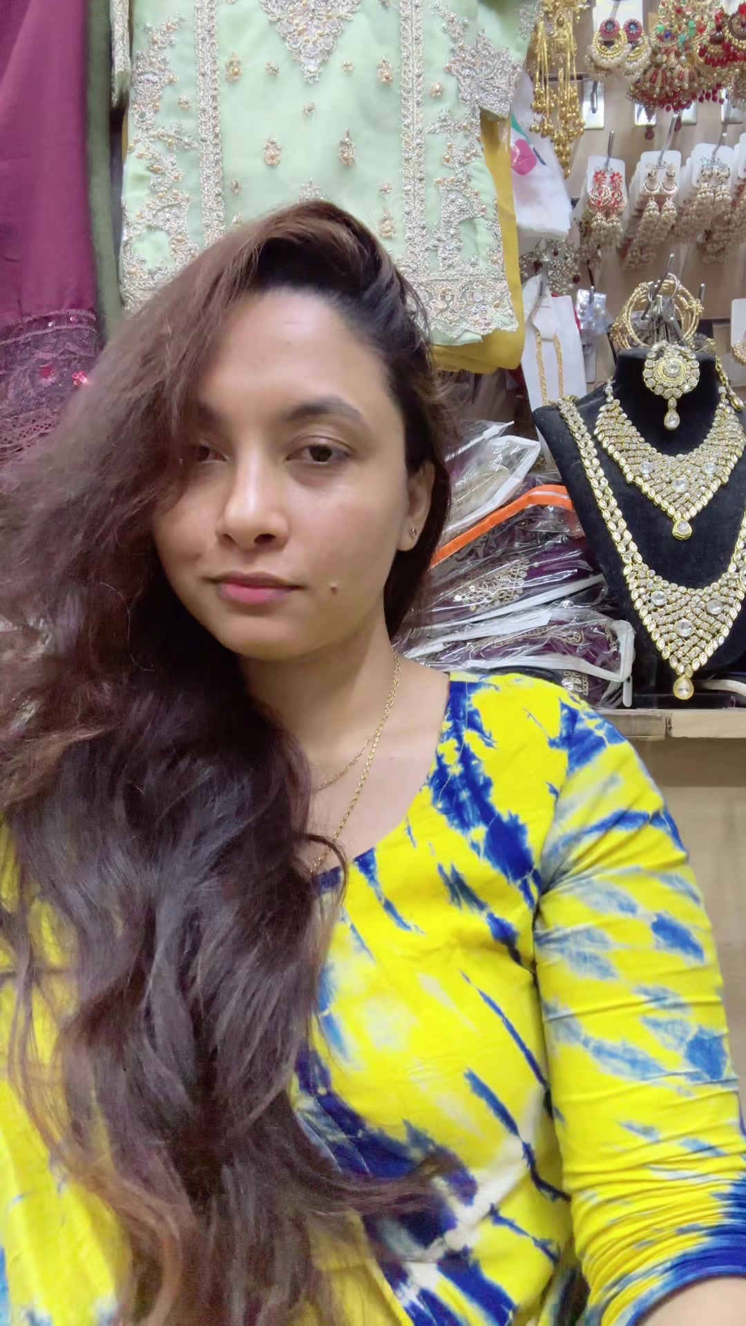 @Farzana Islam Akhi