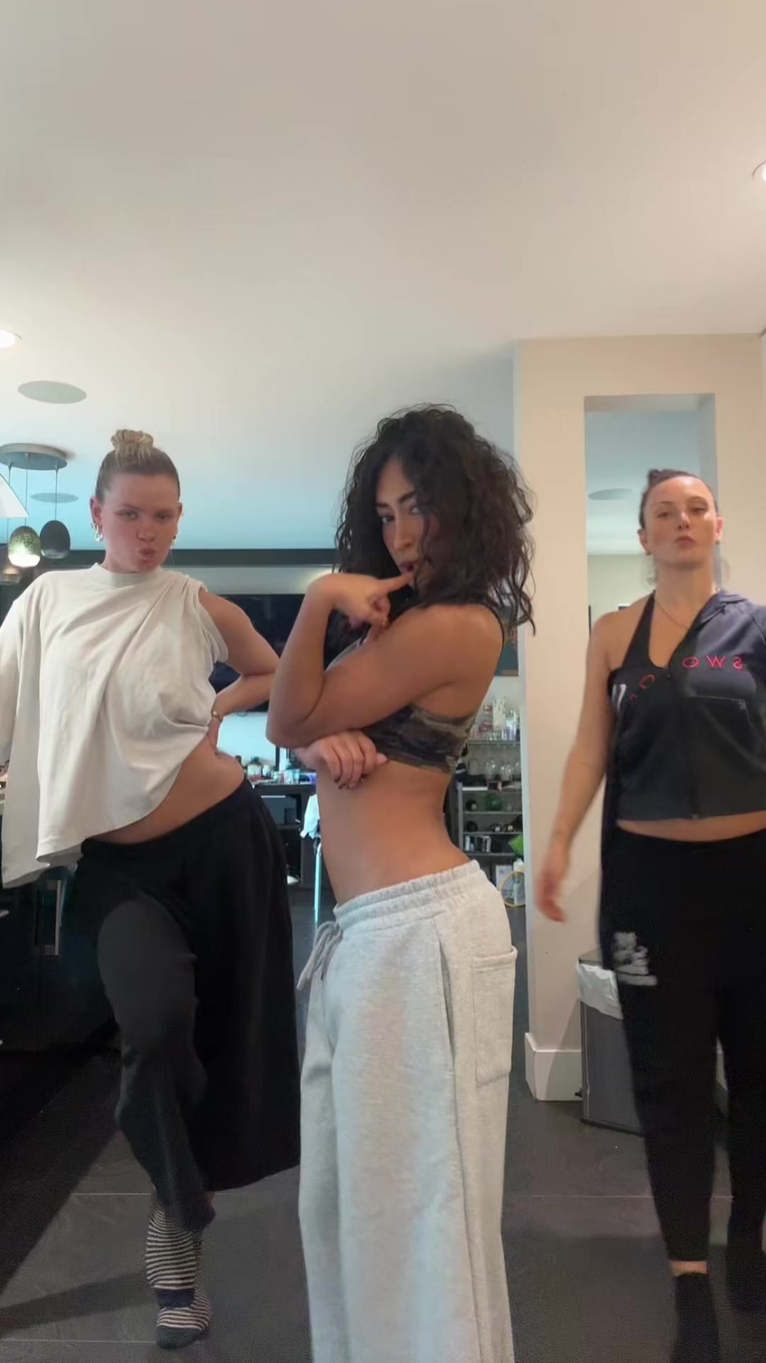 @ellalucas00