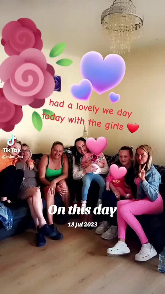 @𝙰 𝚍 𝚎 𝚕 𝚎 ☆