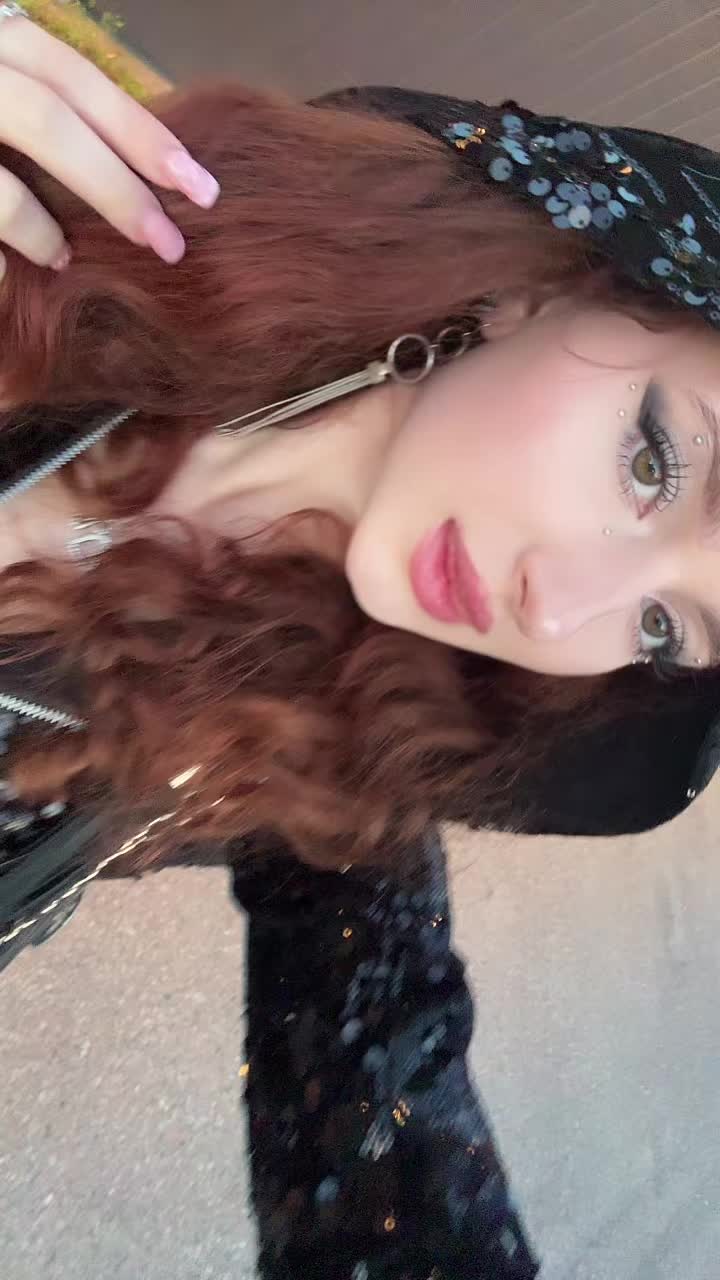 @кисуня 💞