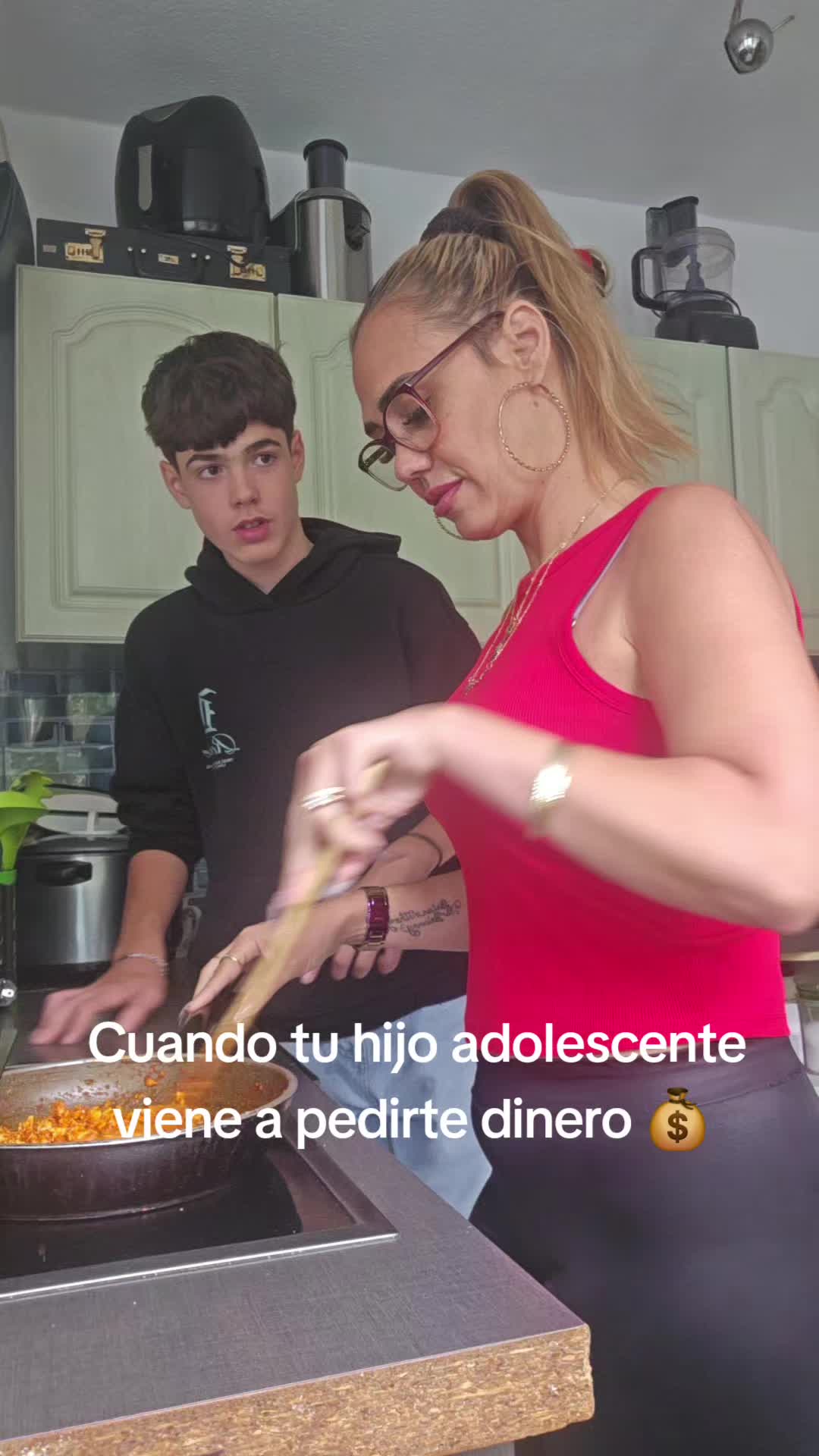 @Rapunzel  🇨🇺🇩🇪