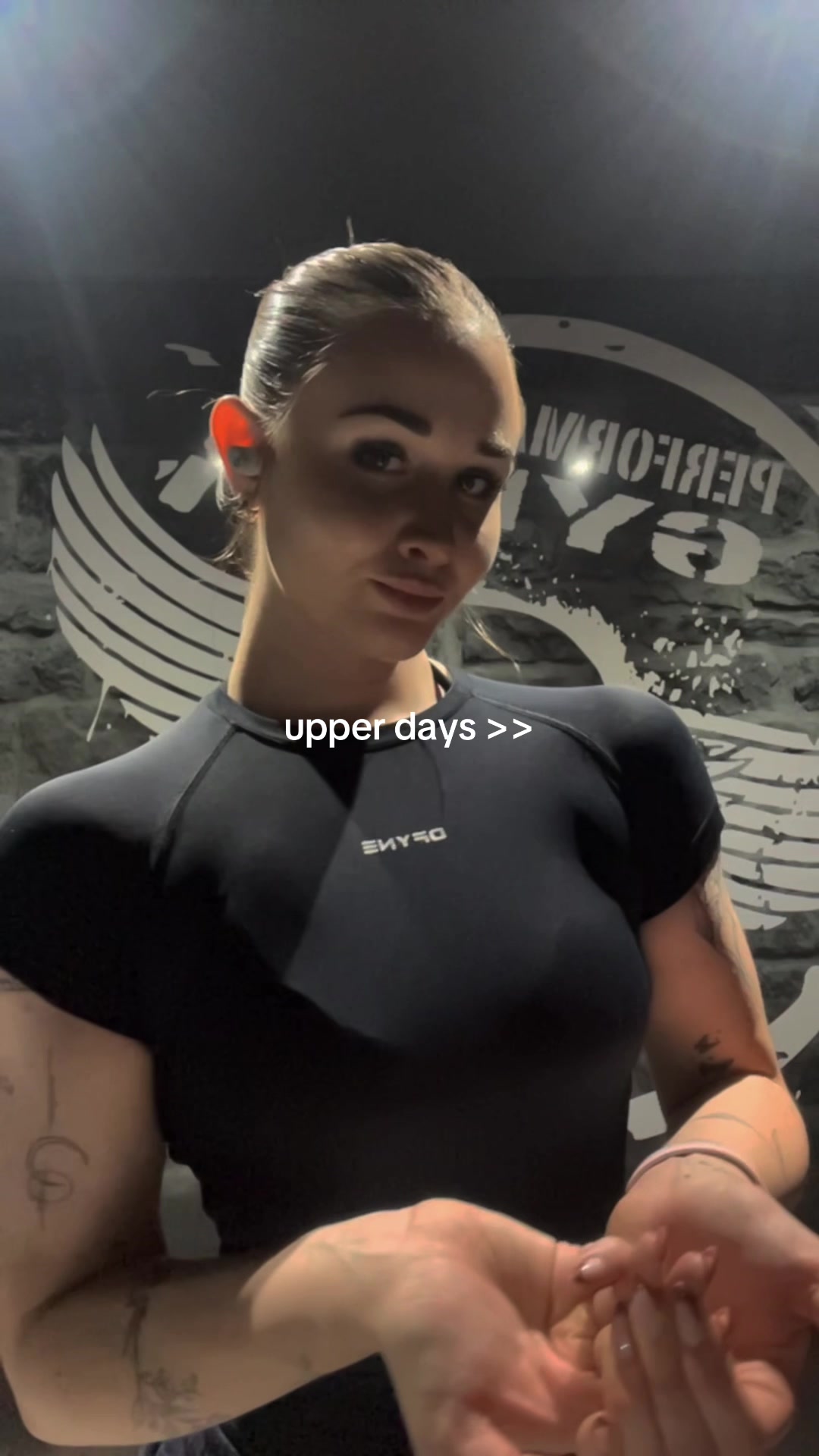 @…