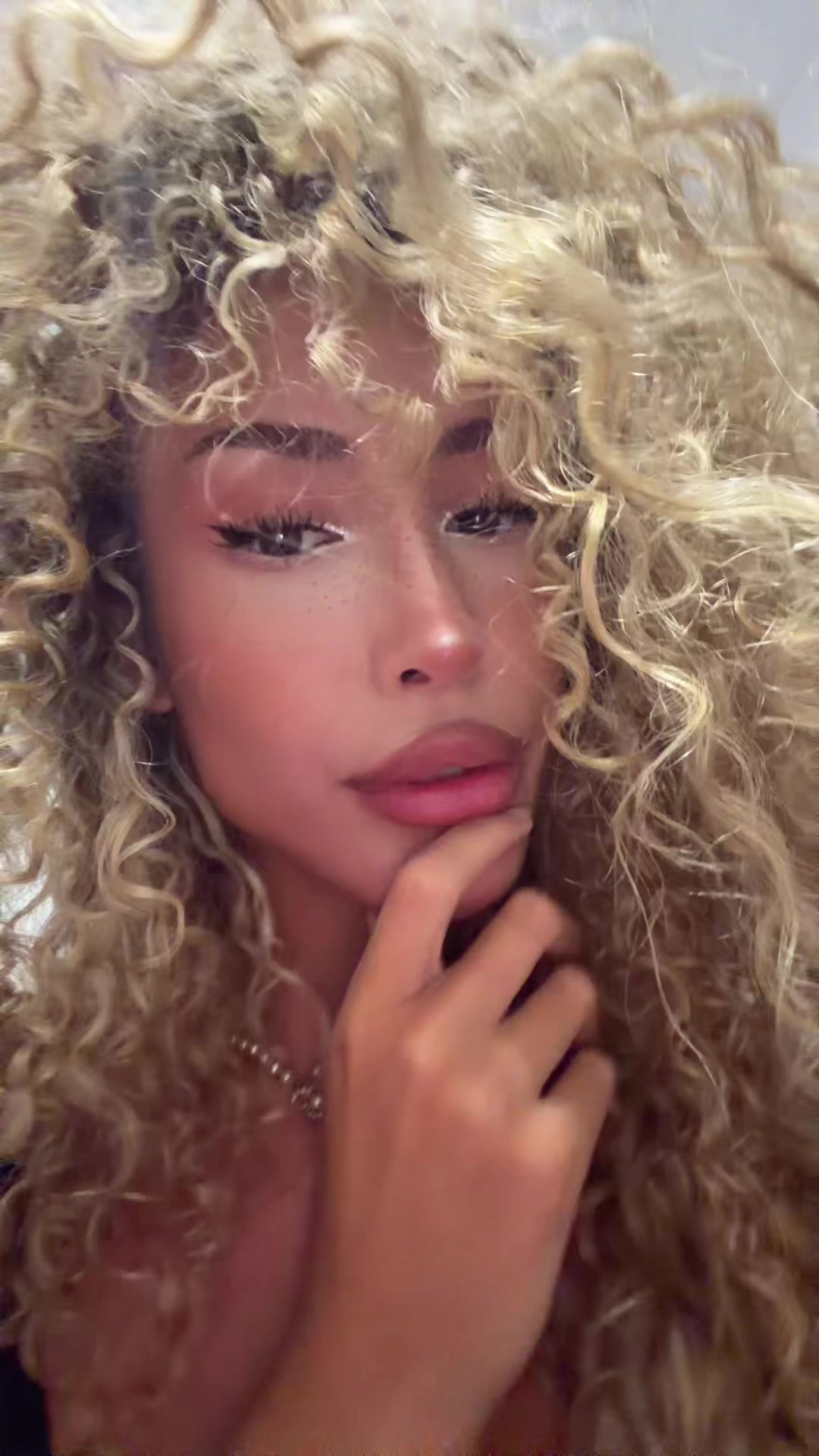 @Curlyfriesjazz🥀