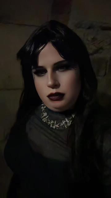 @Rori Ravenwood🦇🧜🏻&zwj;♀️