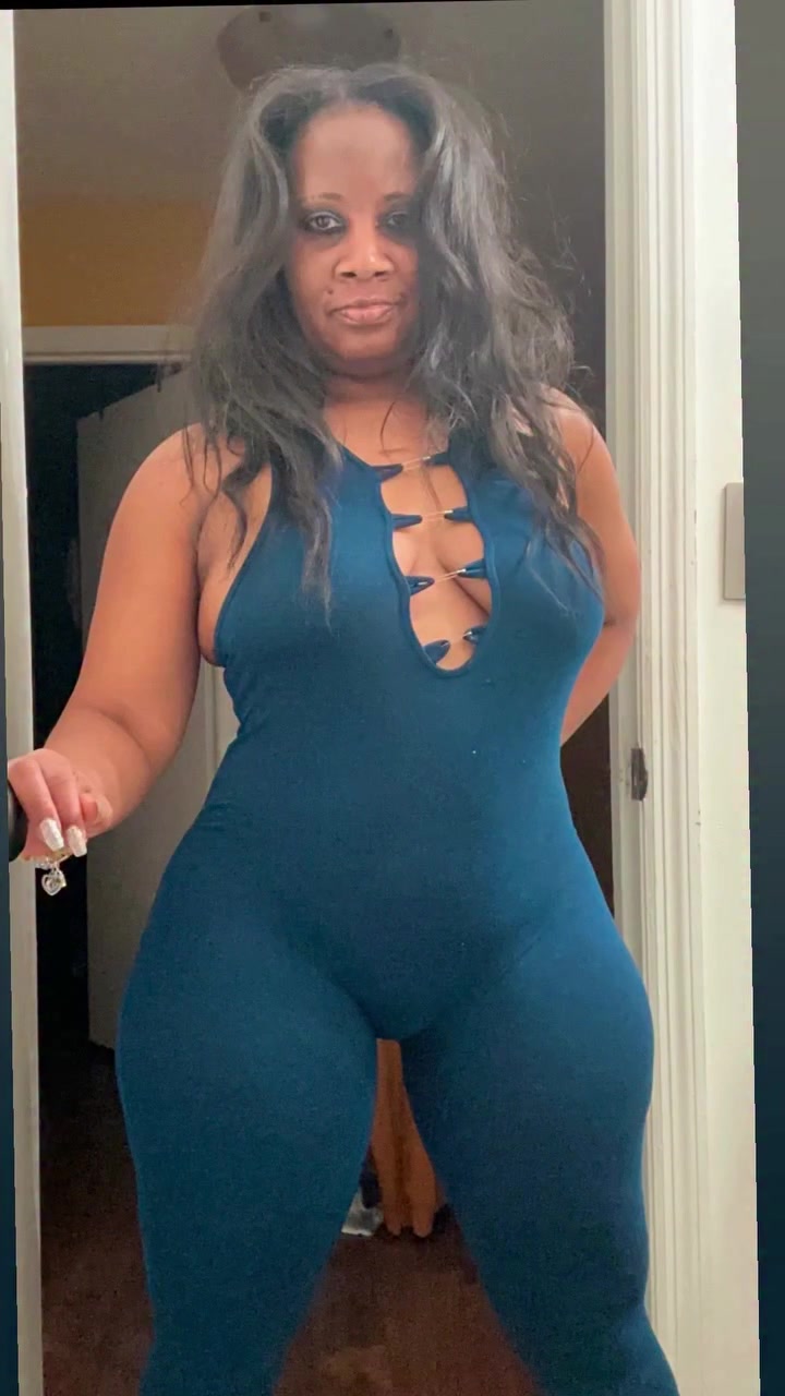 @peaches