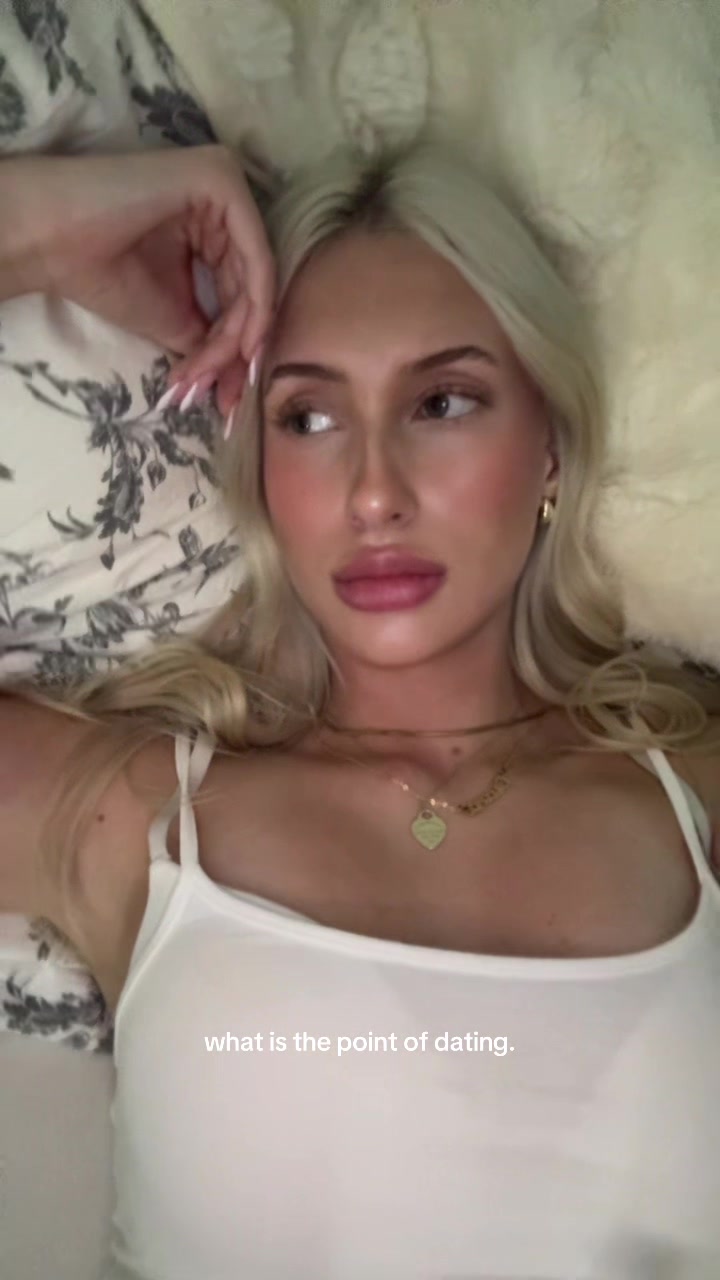 @ciaracollien