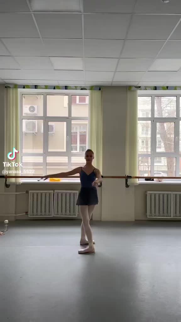 @Yana chikrina🌟