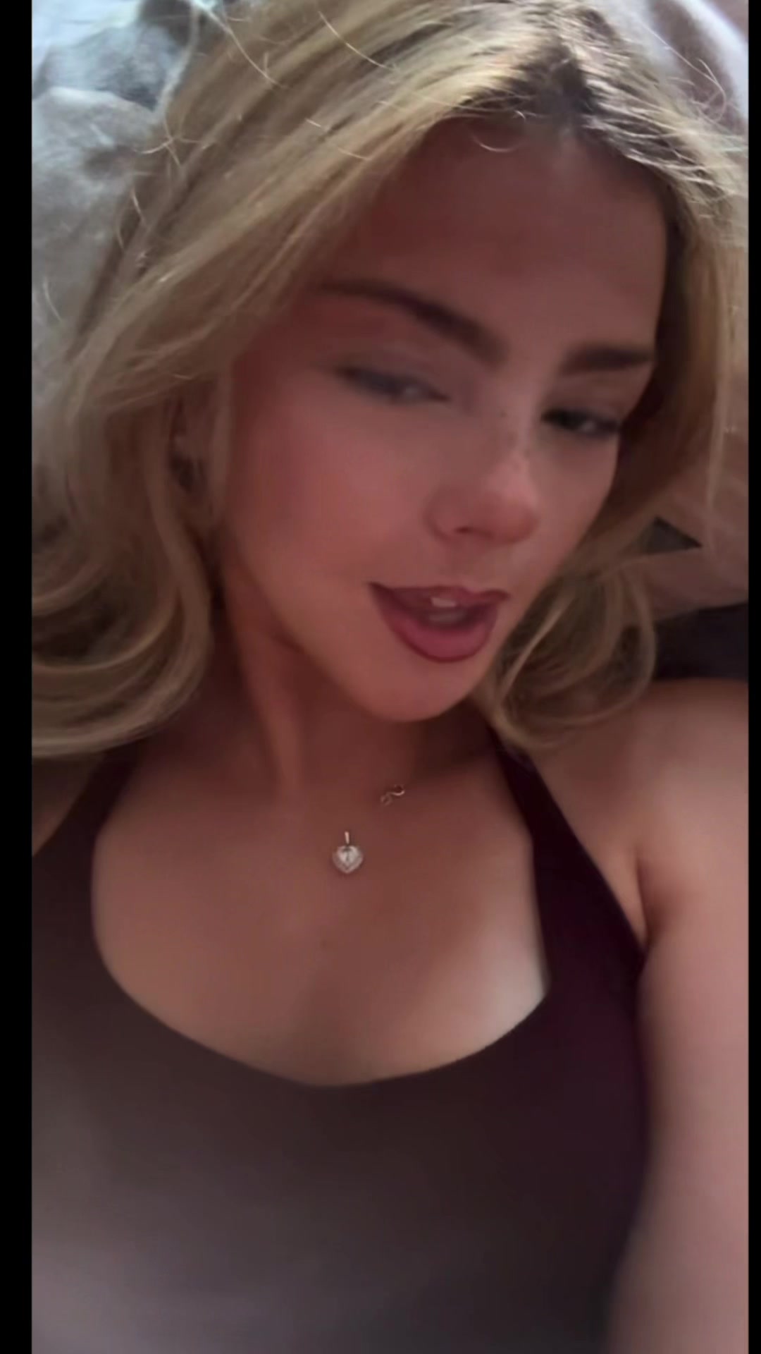@lo