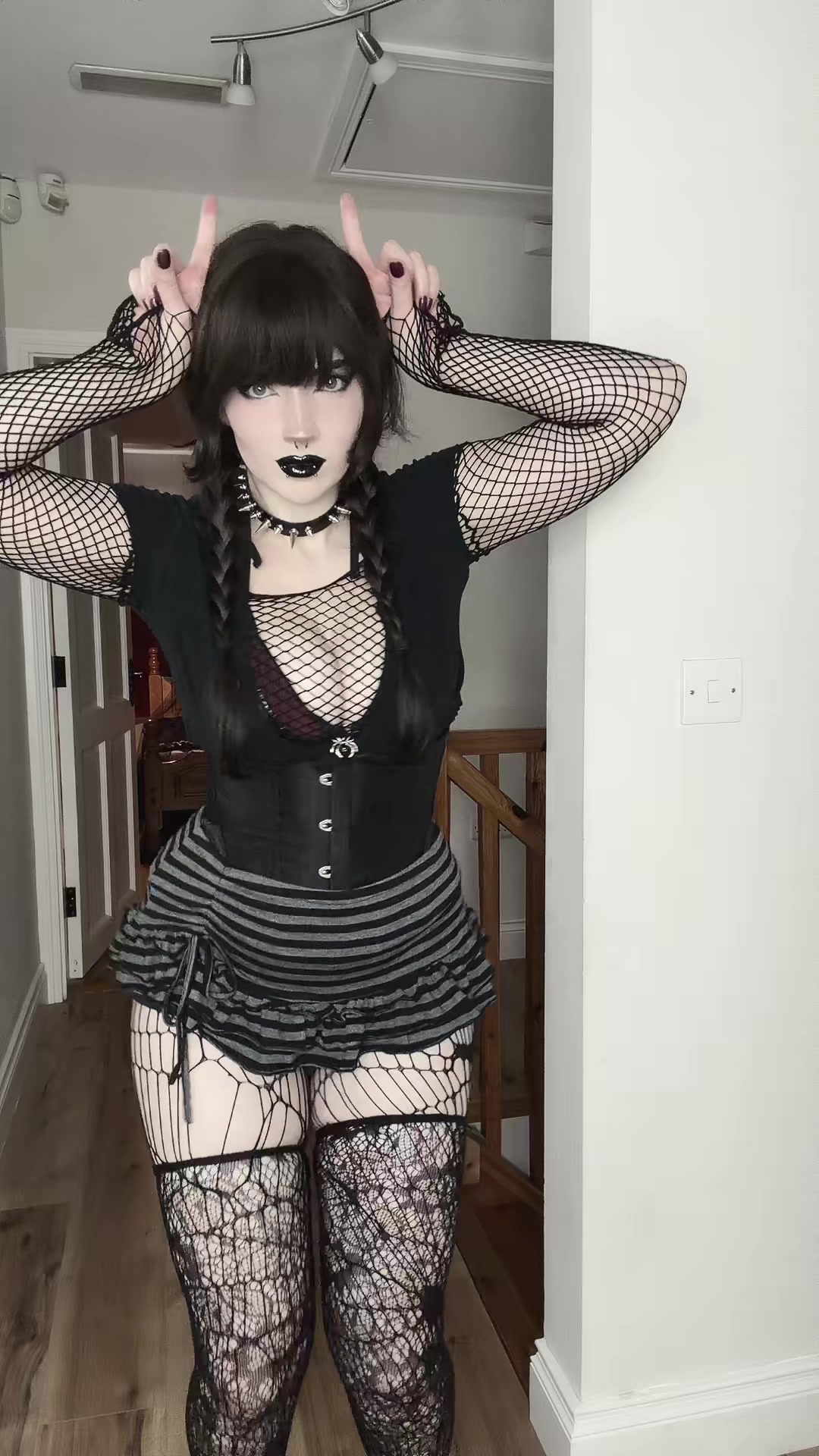 @cutiegothxo1