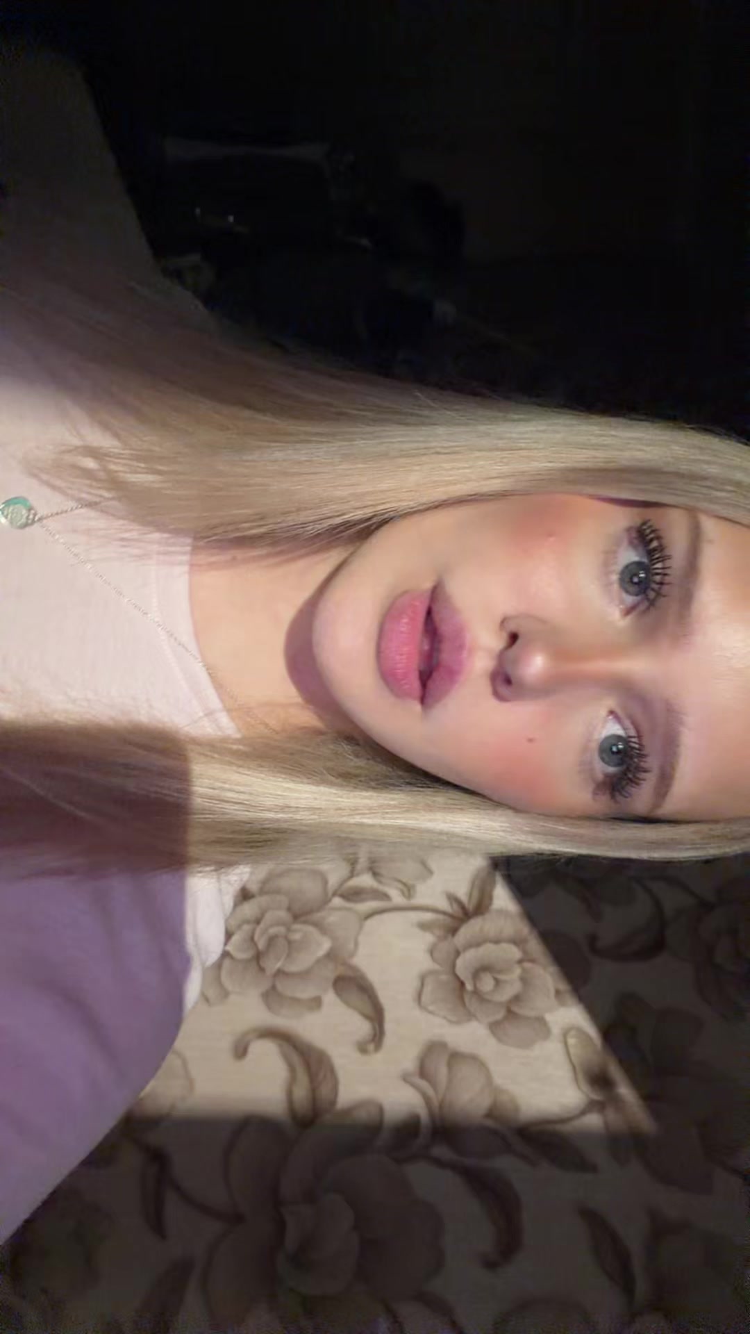 @👩🏼