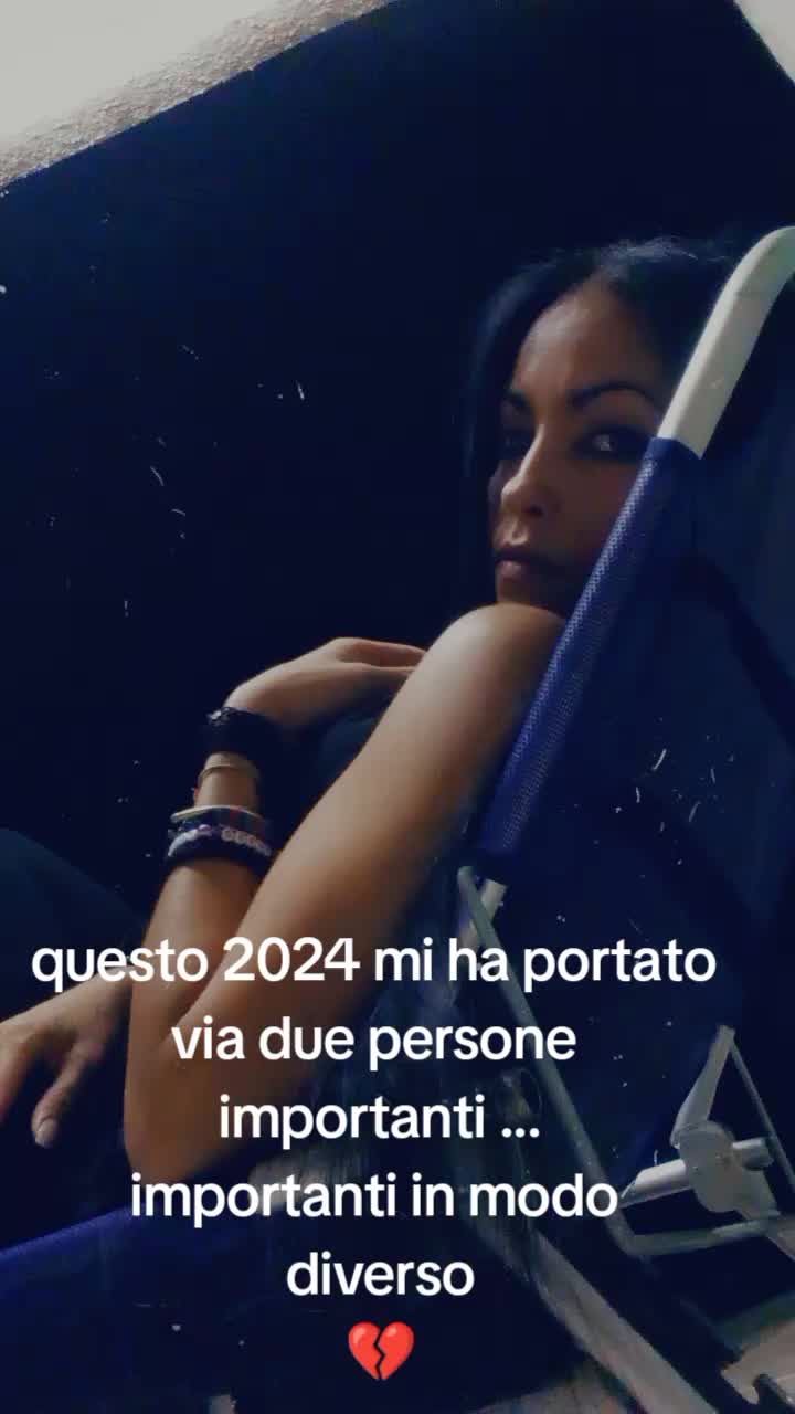 @Lucia Carmen Russo
