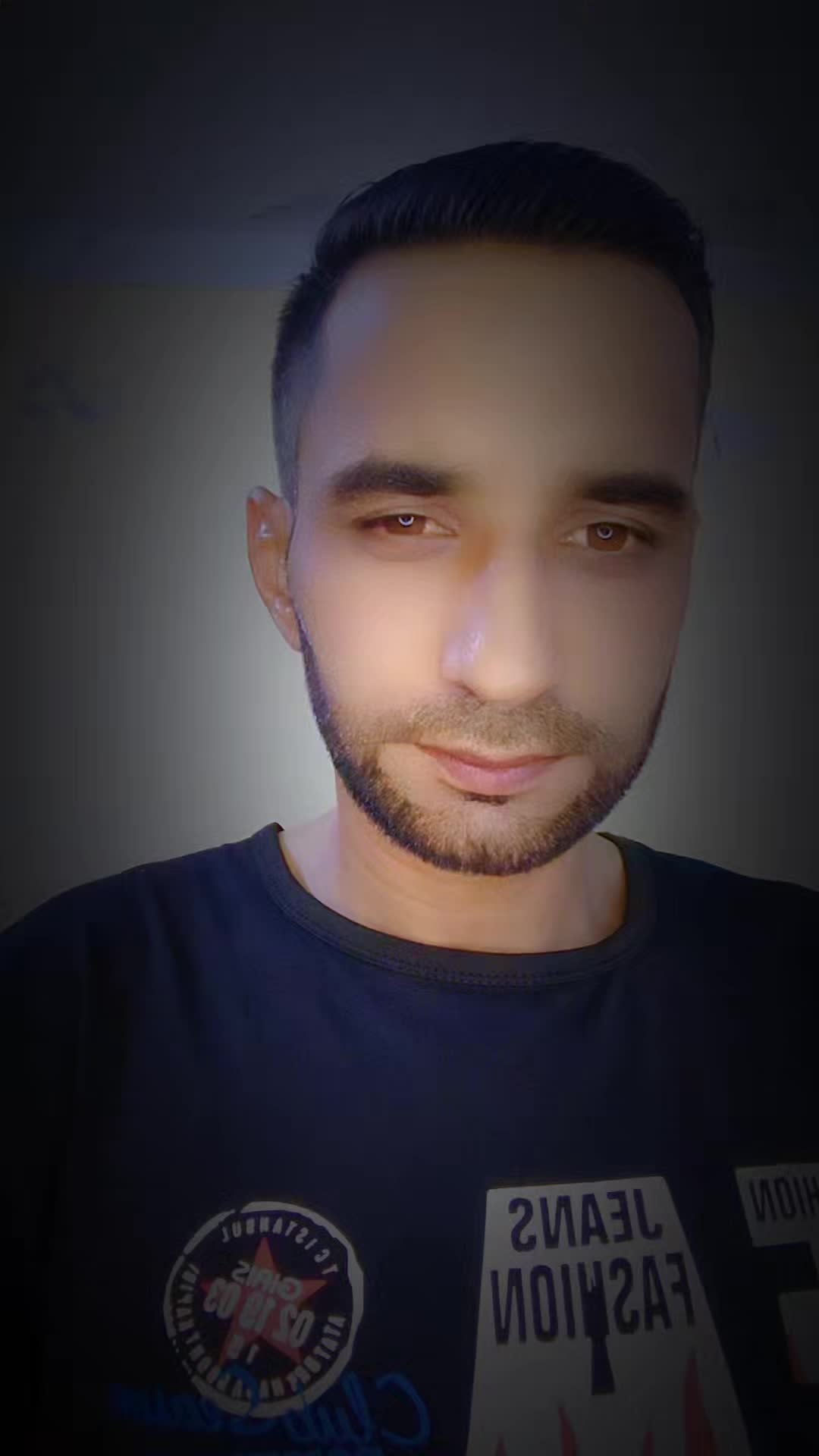 @RAJA KASHMIRI🦅