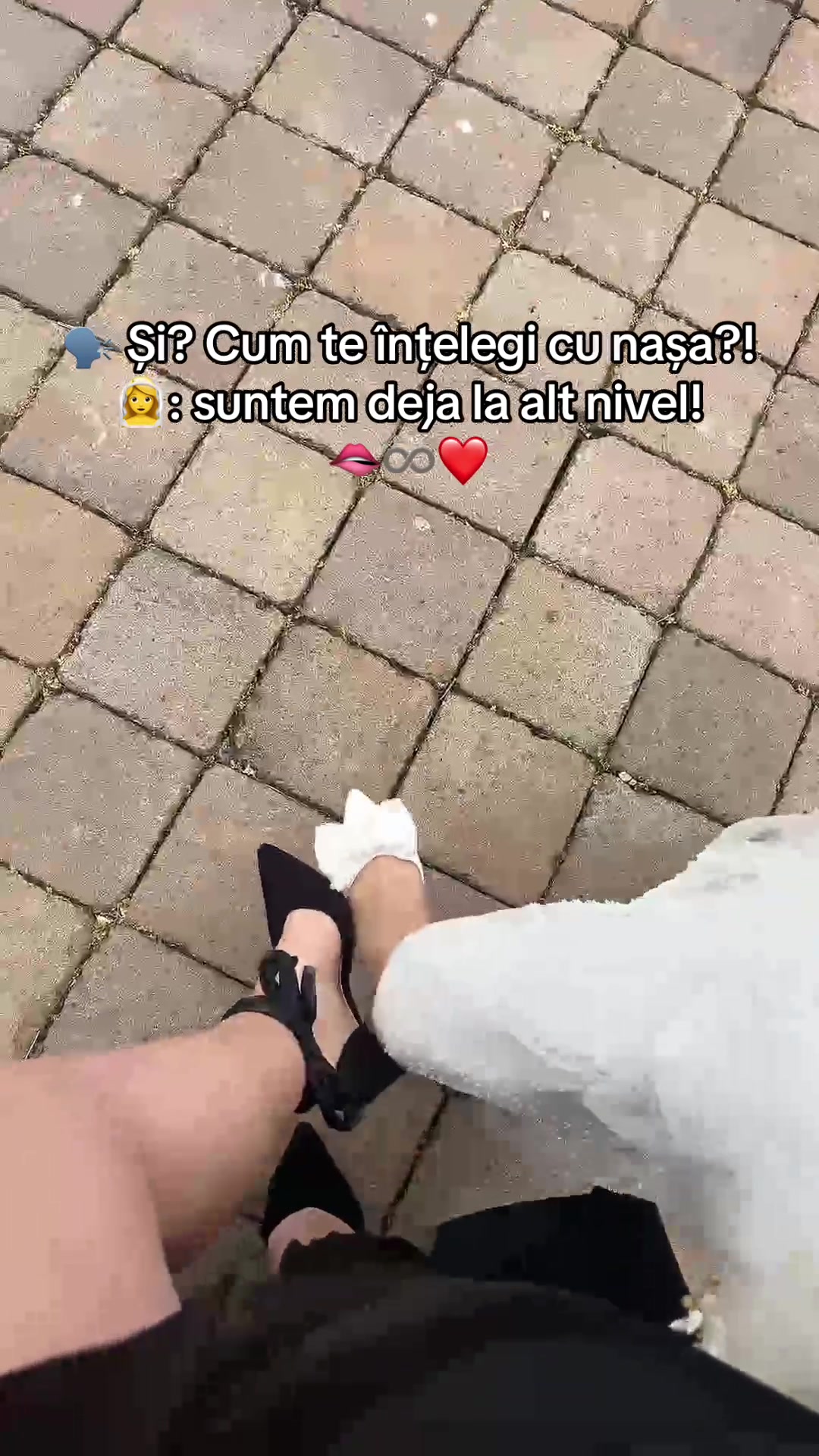 @𝓐𝓷𝓭𝓻𝓮𝓮𝓪 𝓗𝓪̂𝓷𝓬𝓾