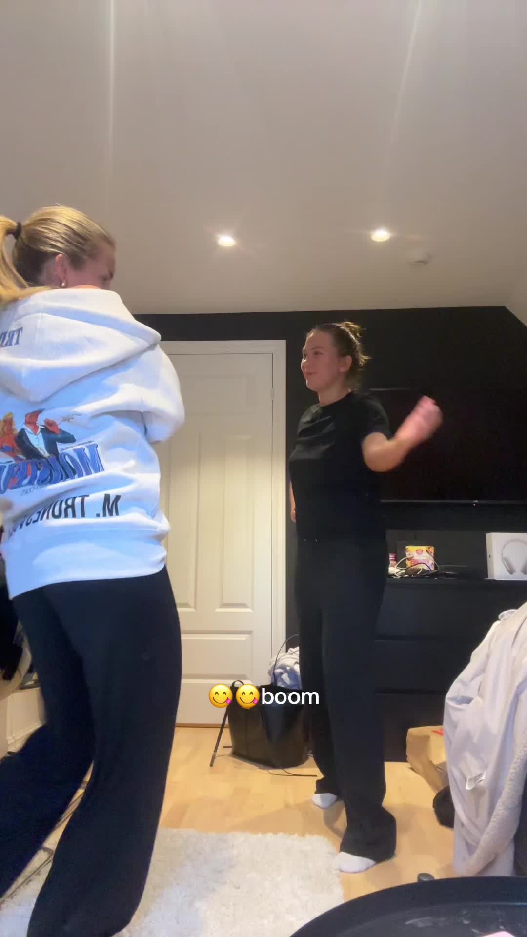 @THEA RØRBAKK