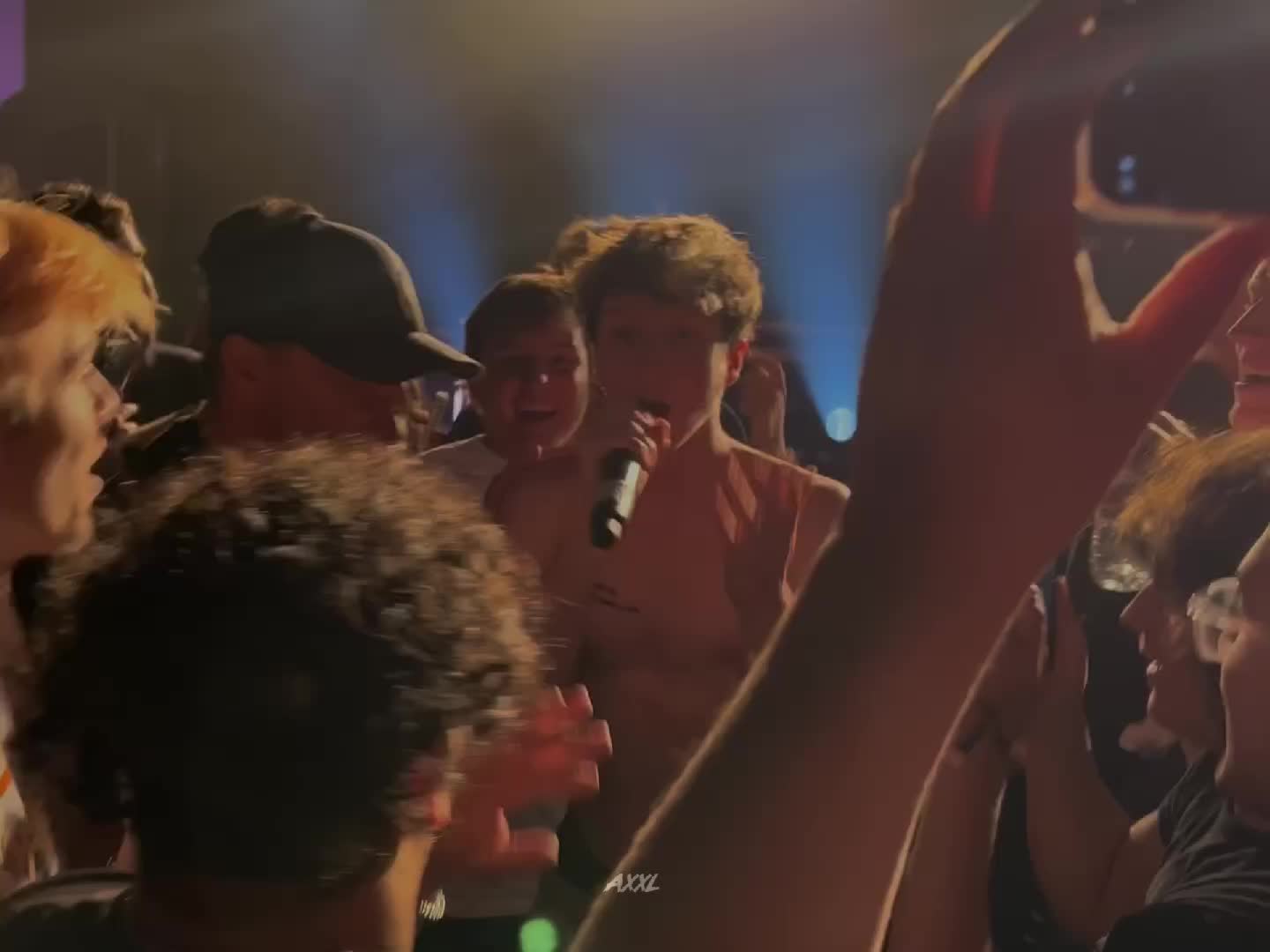 @𝐀𝐱𝐱𝐥 𝐋𝐲𝐫𝐢𝐜𝐬 