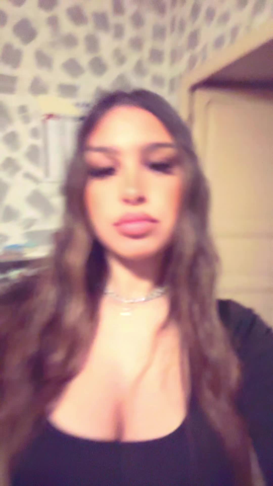 @𝓐𝓷𝓰𝓮𝓵𝓪 🇧🇷