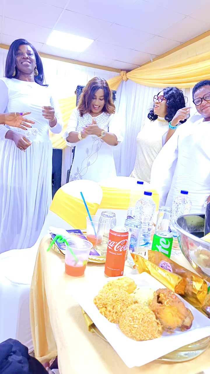 @pheb94 🇳🇬🇱🇷🇬🇧 Jesus Babe