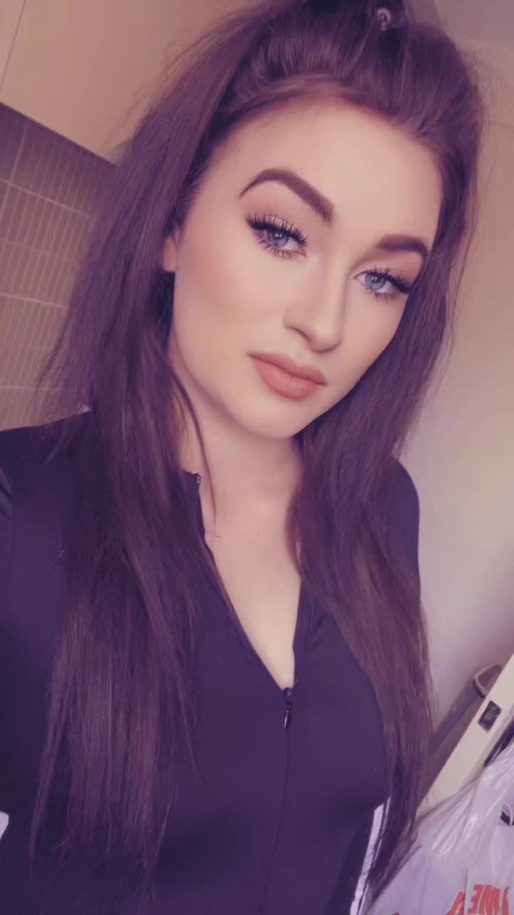 @AshleeLouiseMarcer🔥❤️