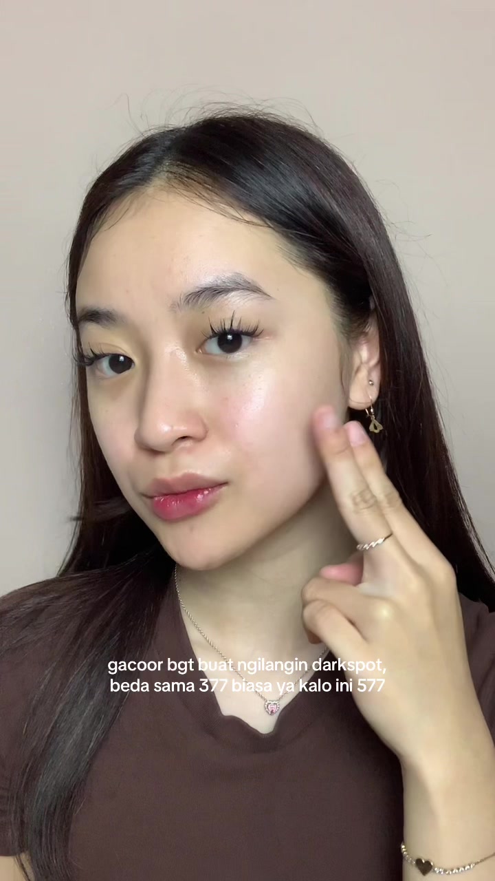 @𝒩