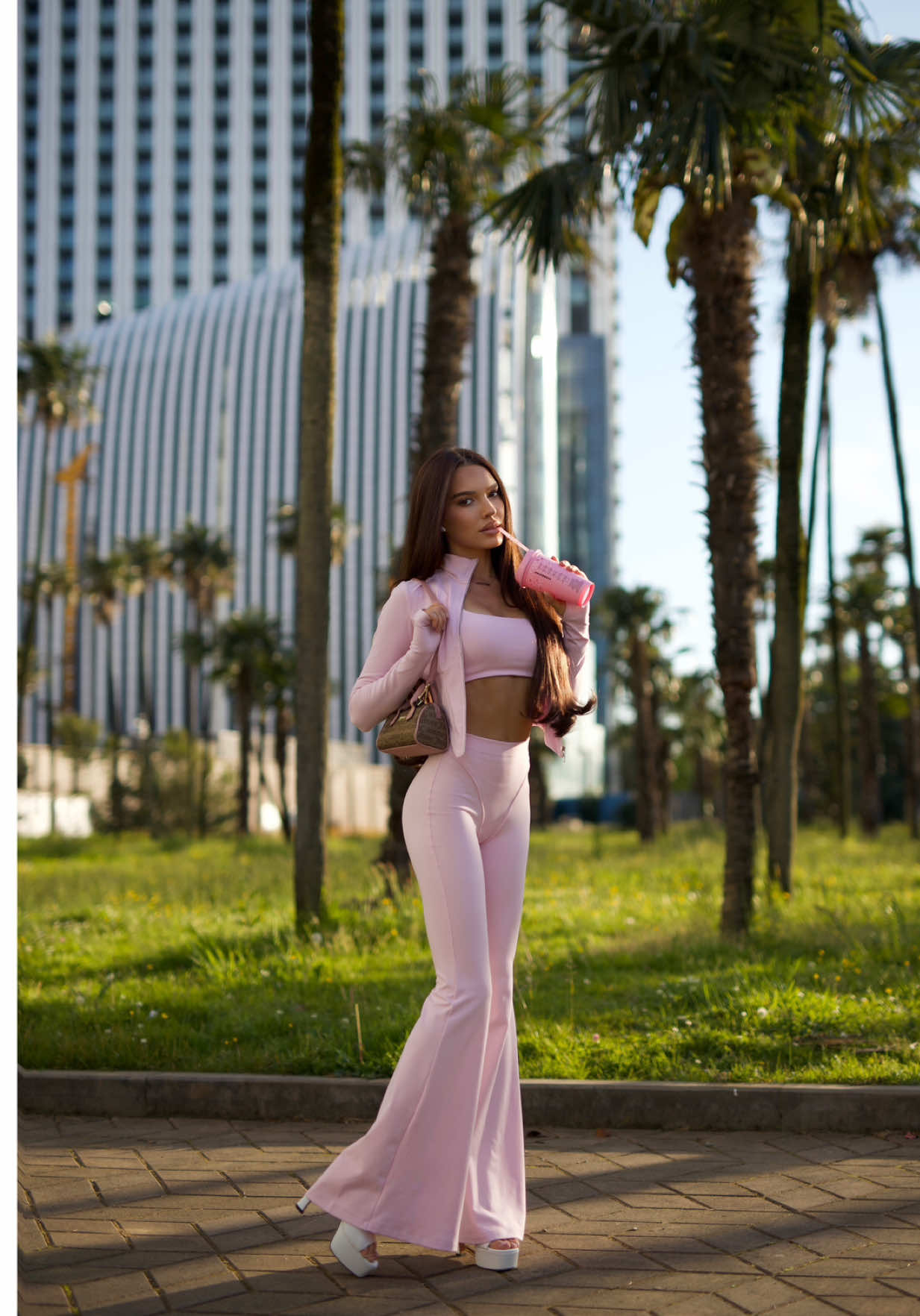 @kristinafoxx