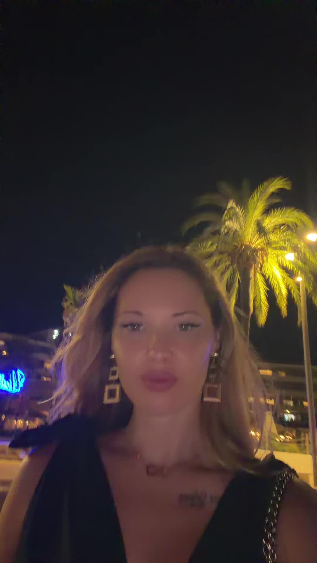 @𝓜𝓪𝓷𝓬𝓱𝓲 🍓