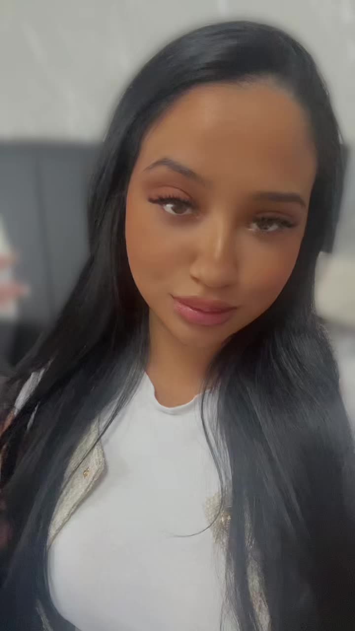 @Nella Beauty