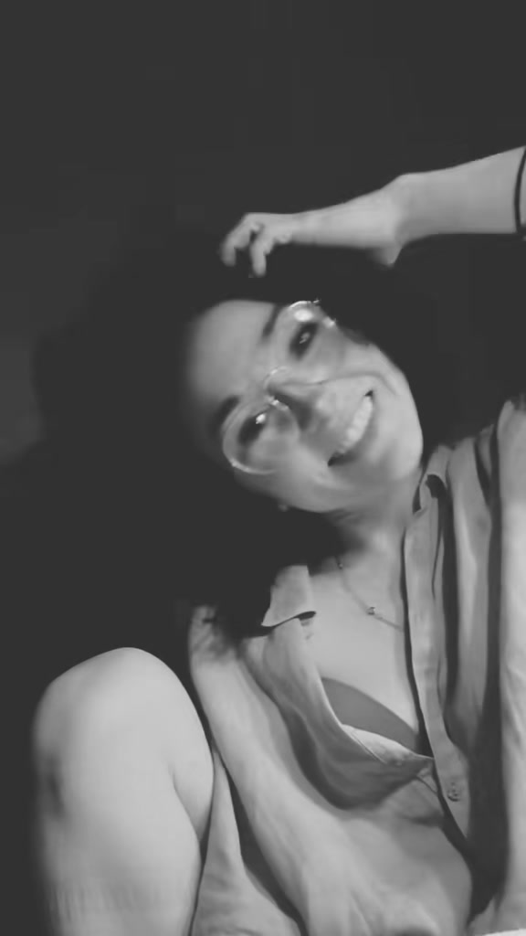 @Valeria_21