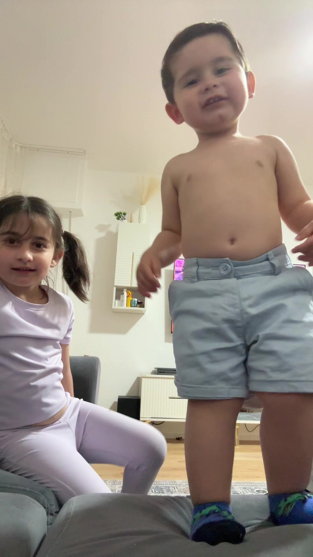 @G&uuml;l Azra