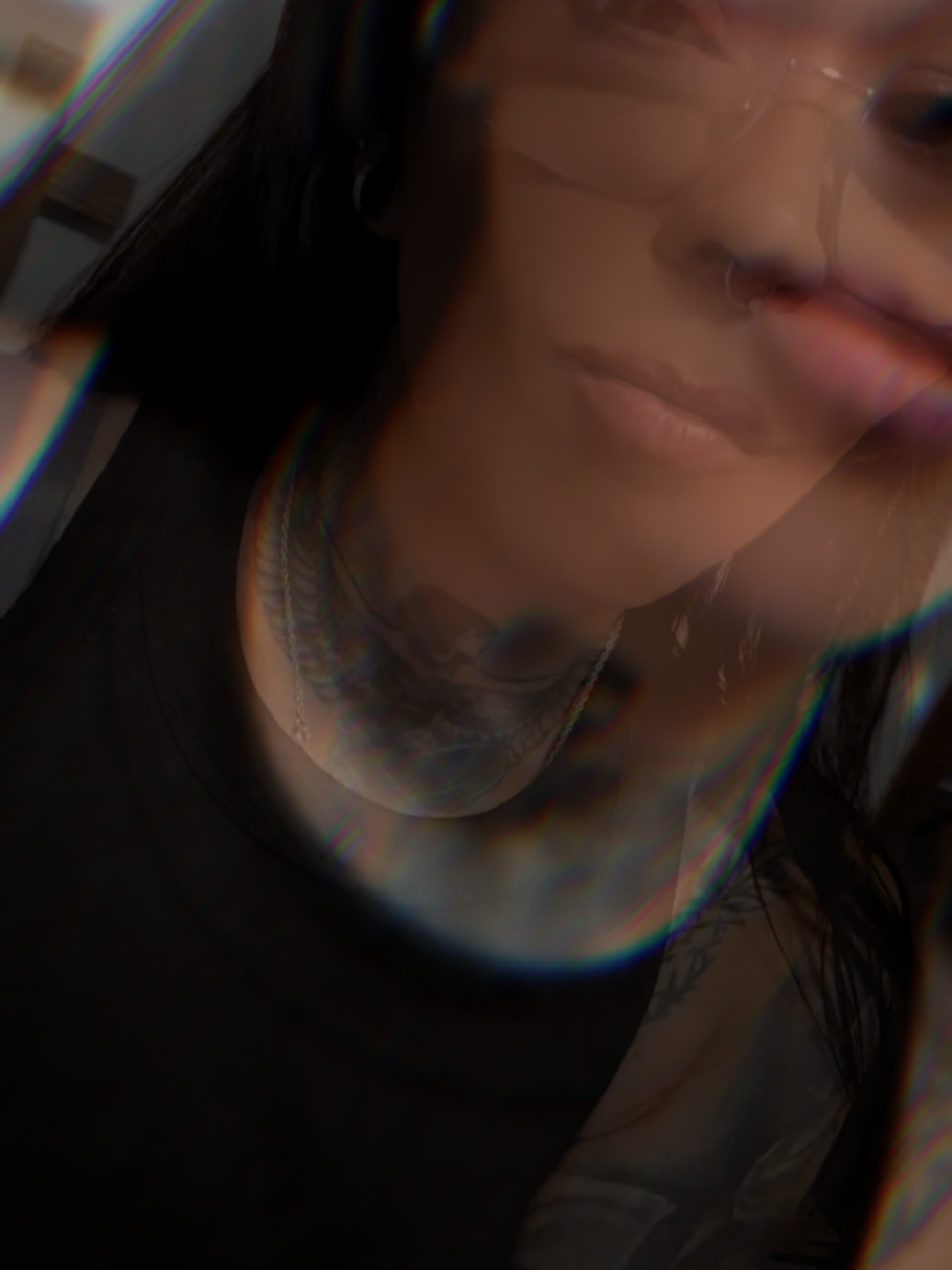 @QueenOfLjubav𓋹🐝UllaMinati🐝