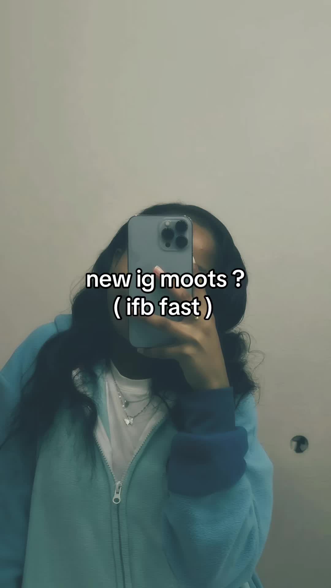 @ᥫ᭡.