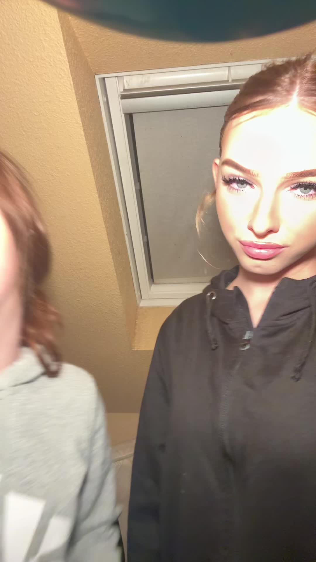 @🥶