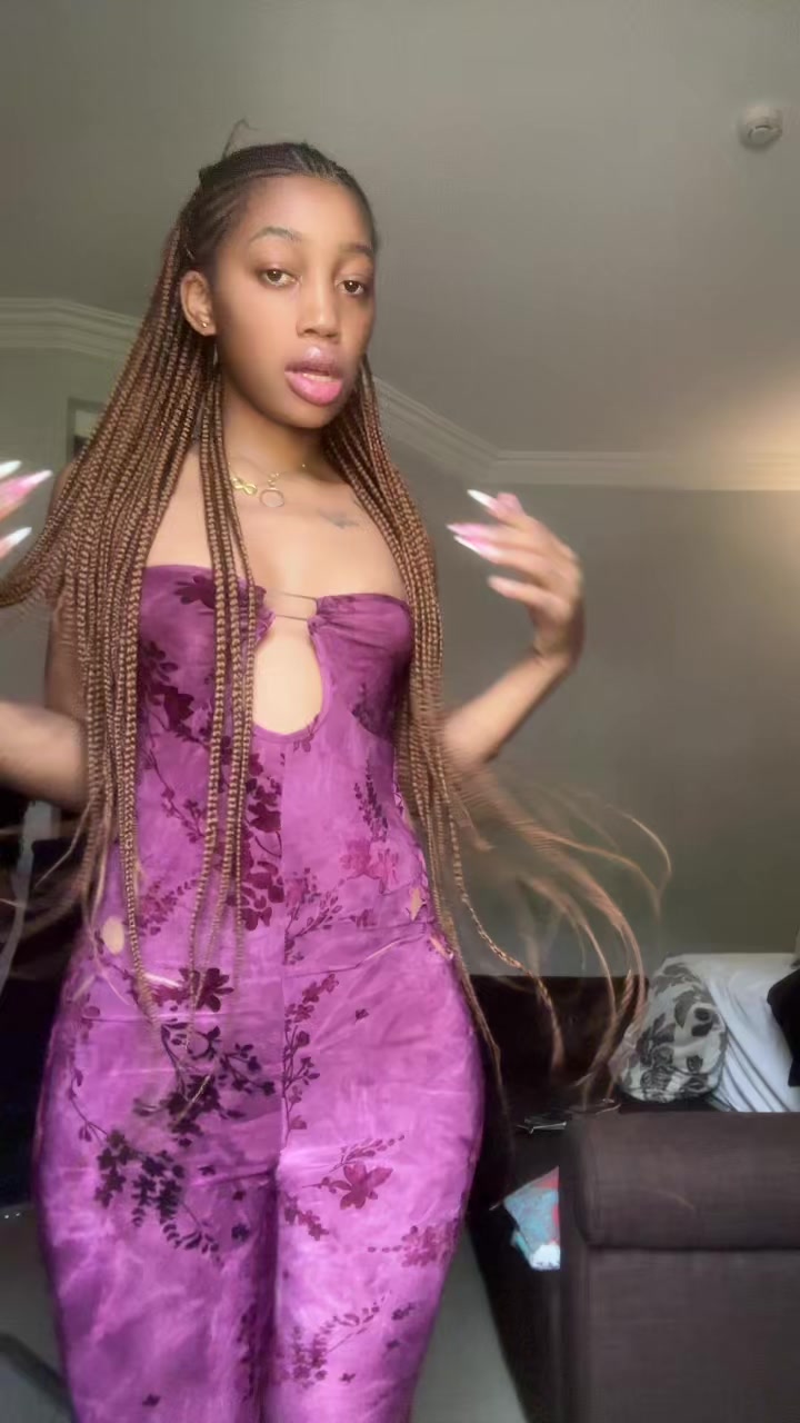 @Ana&iuml;s 😍🇨🇲🇨🇲