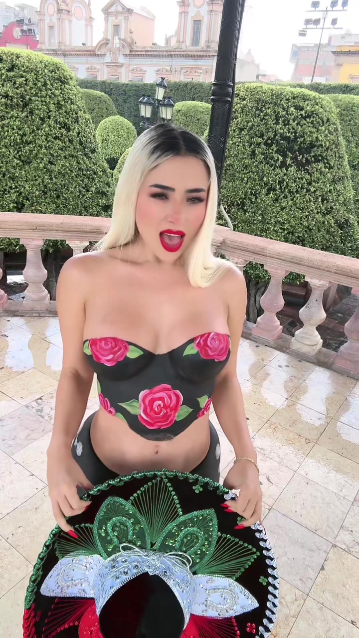 @Alejandra