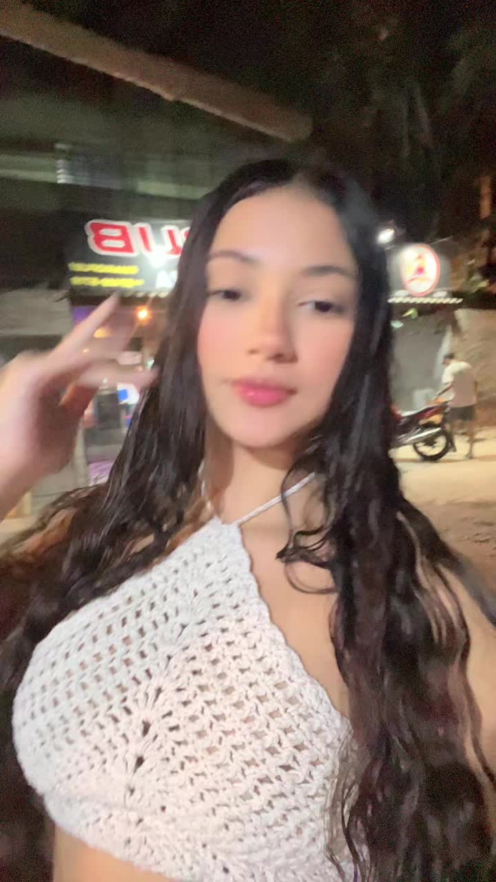 @ana lara