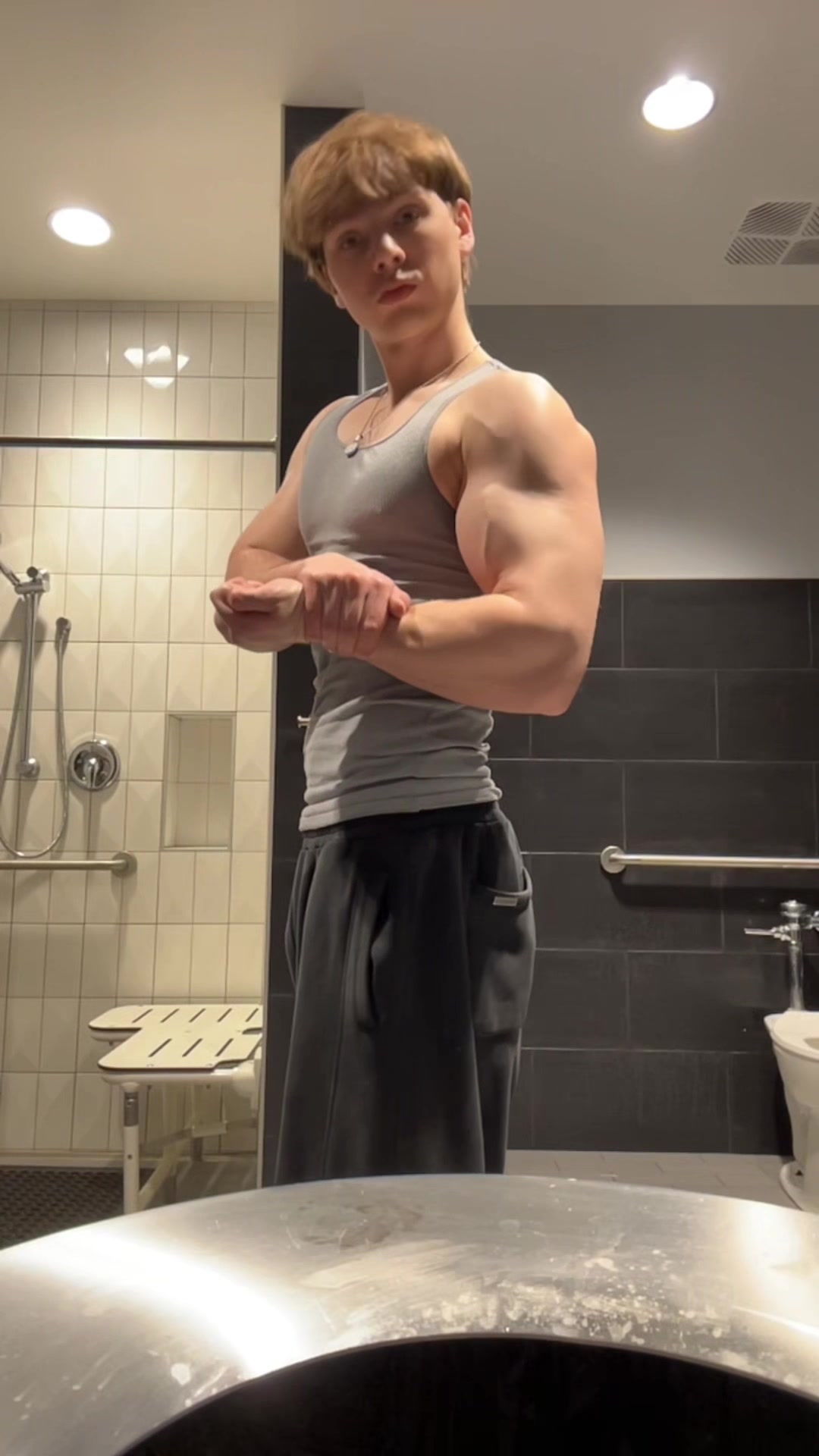 @LumMayLift