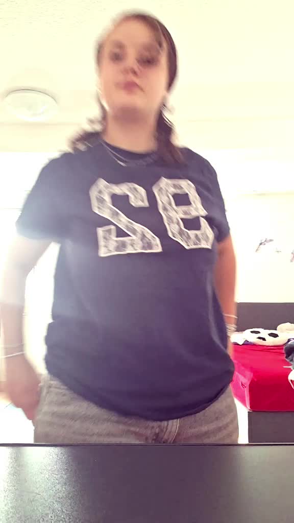 @Anschy_123