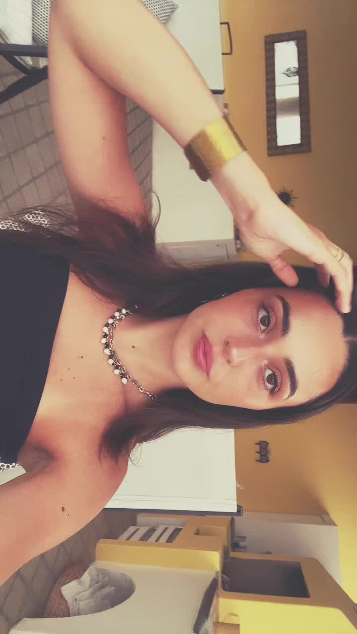 @dianadicola