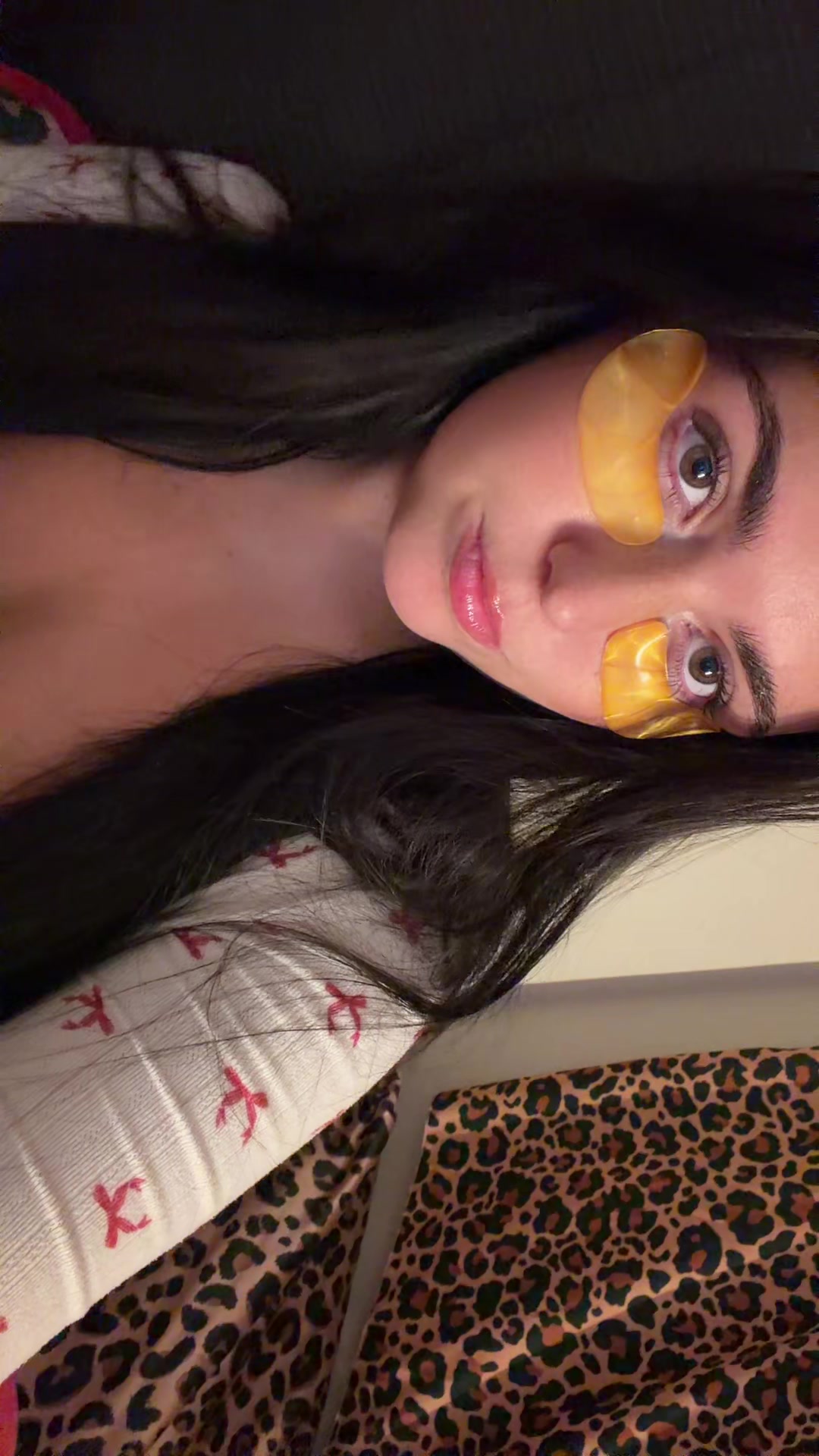 @Chloe🍒🐆