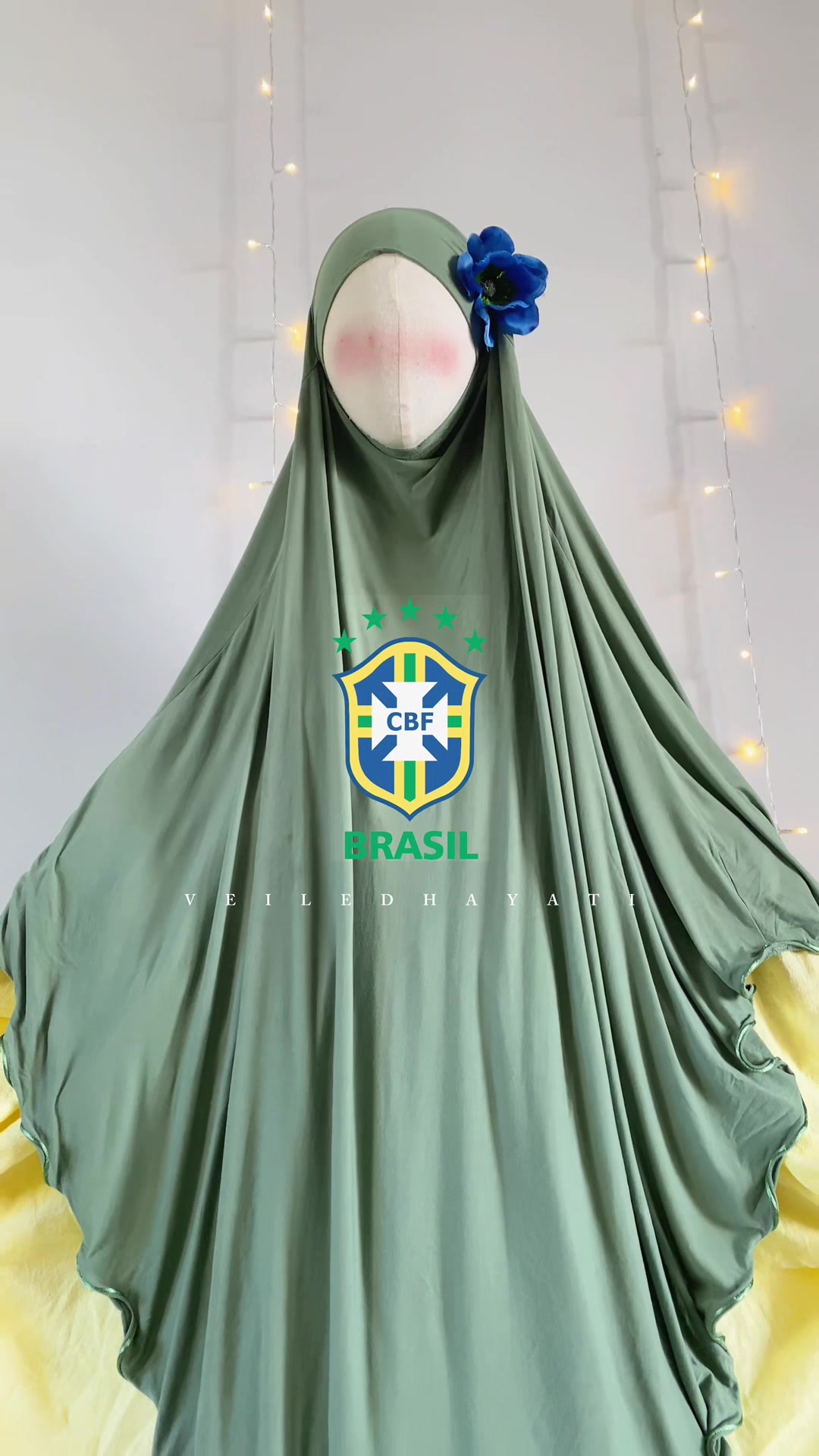 @𝒱𝑒𝒾𝓁𝑒𝒹 𝐻𝒶𝓎𝒶𝓉𝒾 &reg;