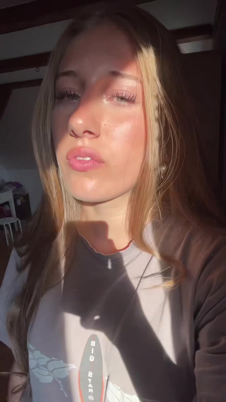 @⃟