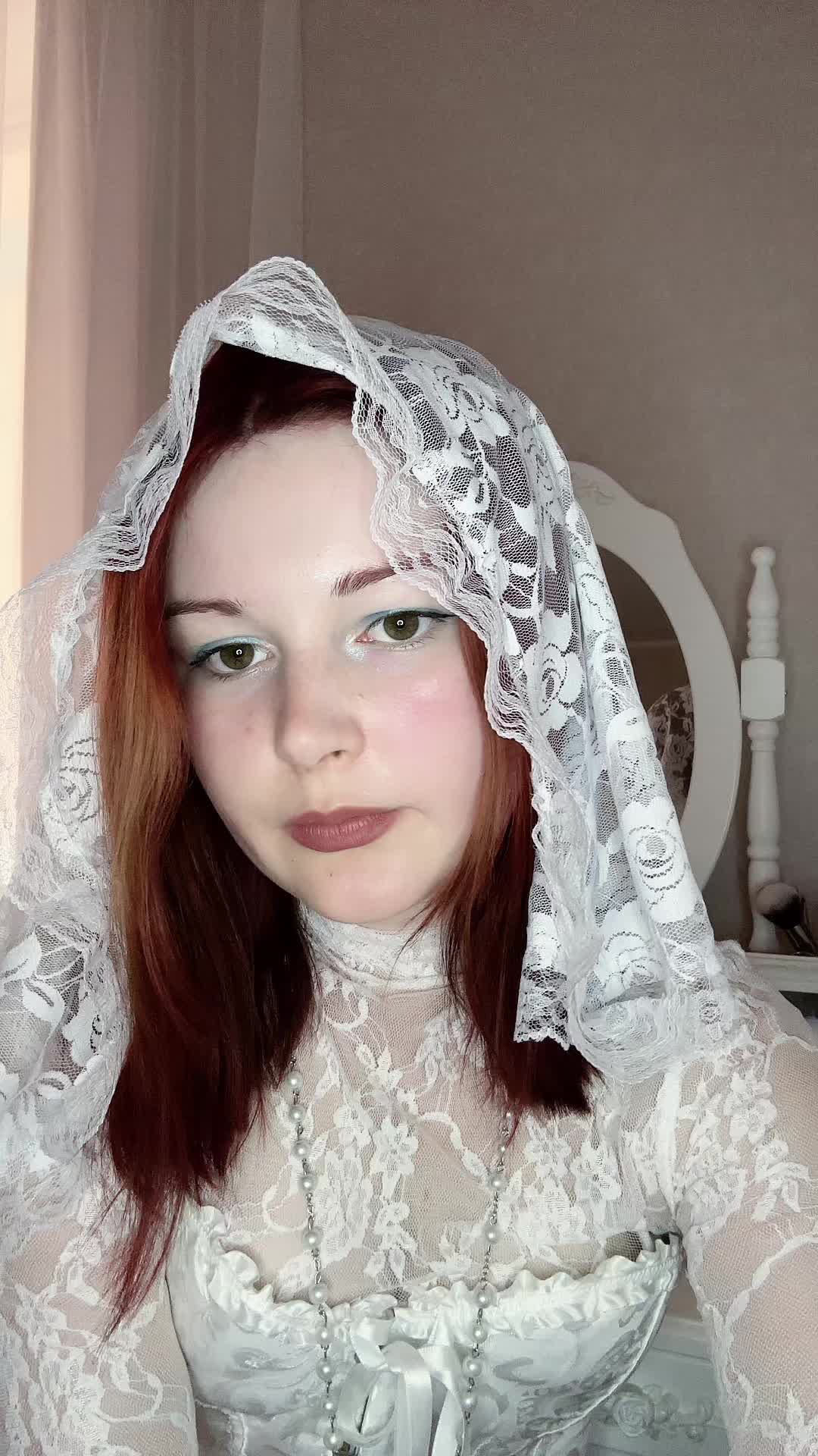 @♡ Scarlet lace ♡