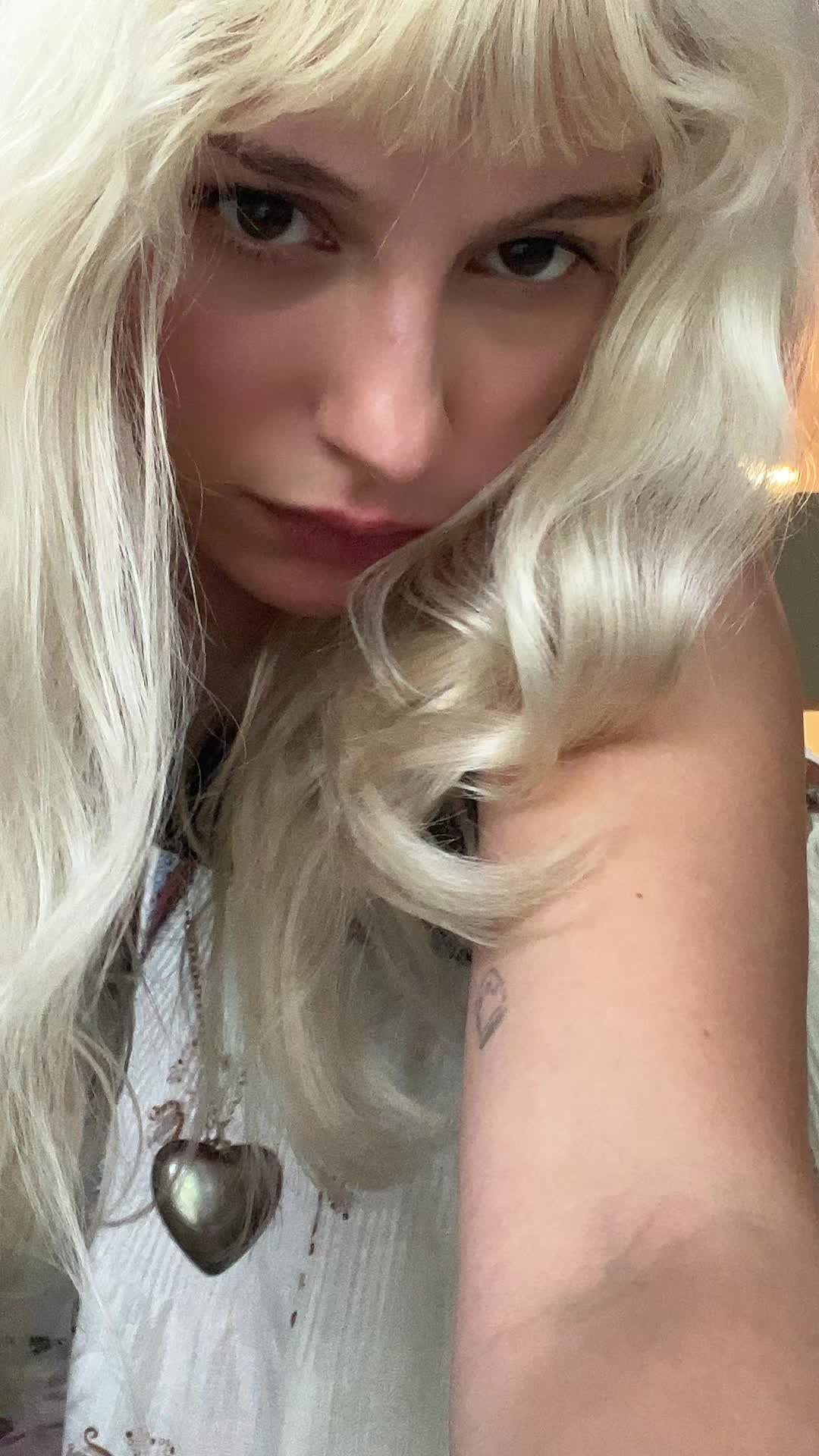 @pixi