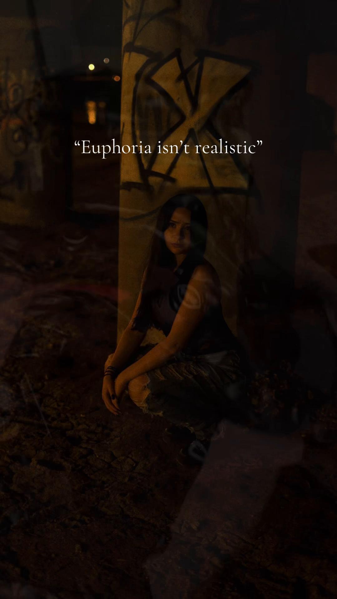 @🧟&zwj;♀️