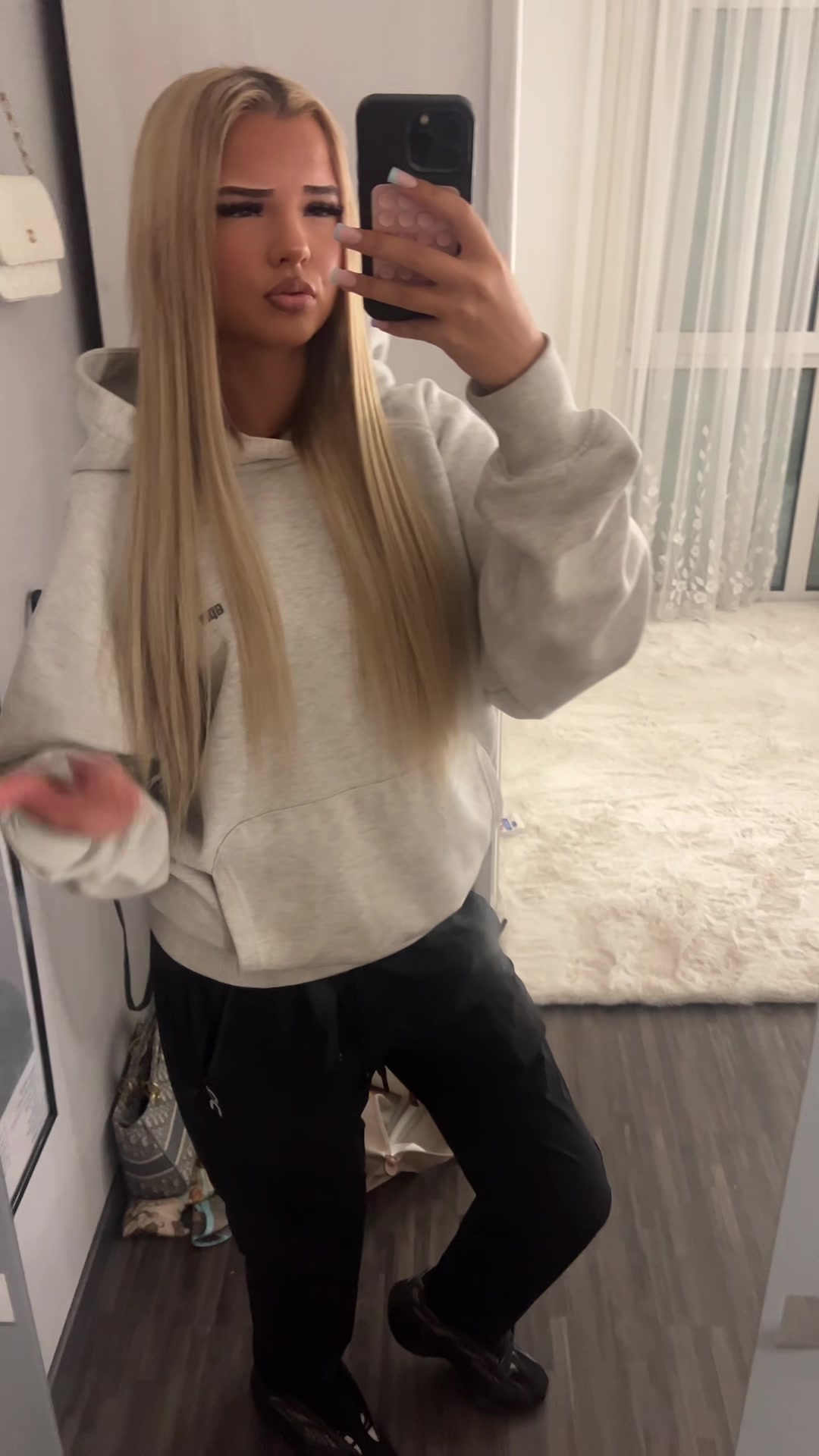 @emilyemnn