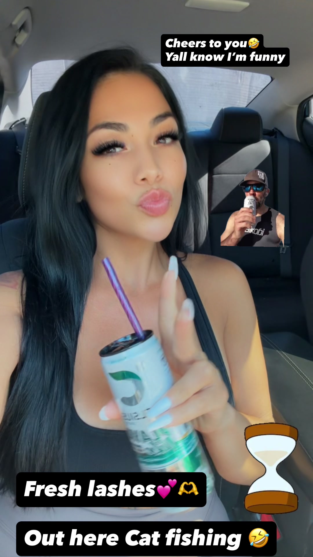 @Bella_B_