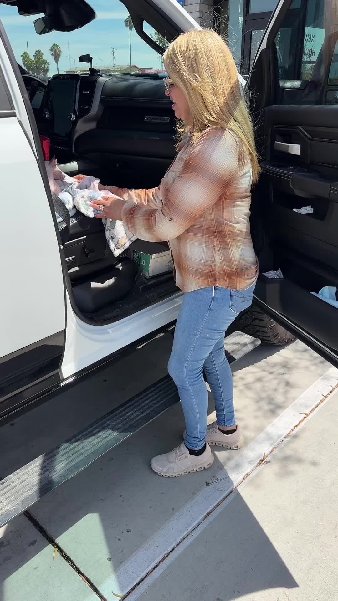 @Elcompachekoylaflaca