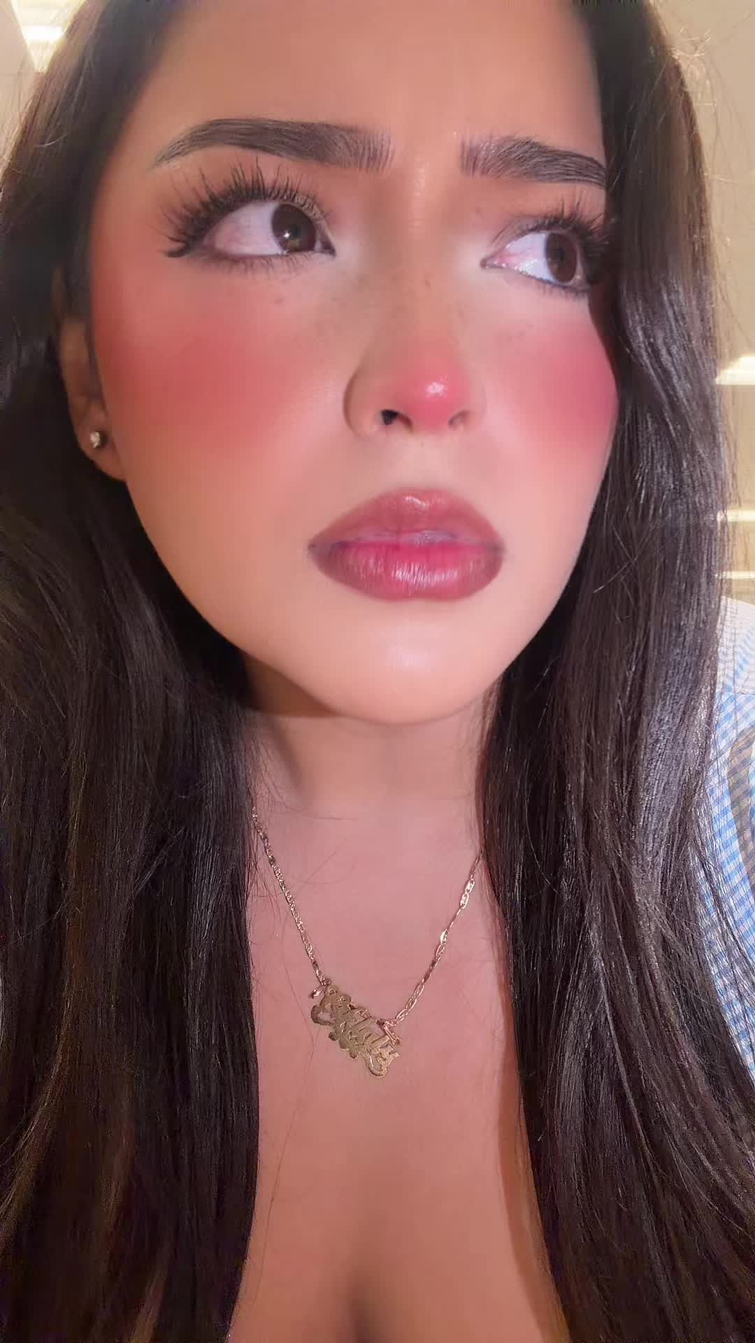 @Ciklaly Fernandez